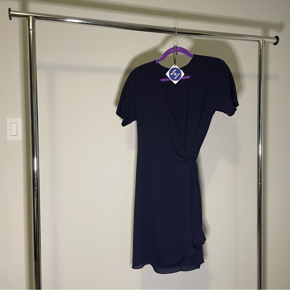 Aritzia Sunday best Wallace wrap dress